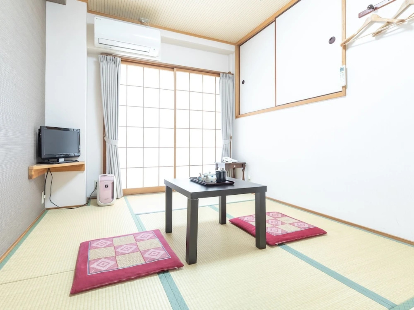 Business Ryokan Akashiya Annex