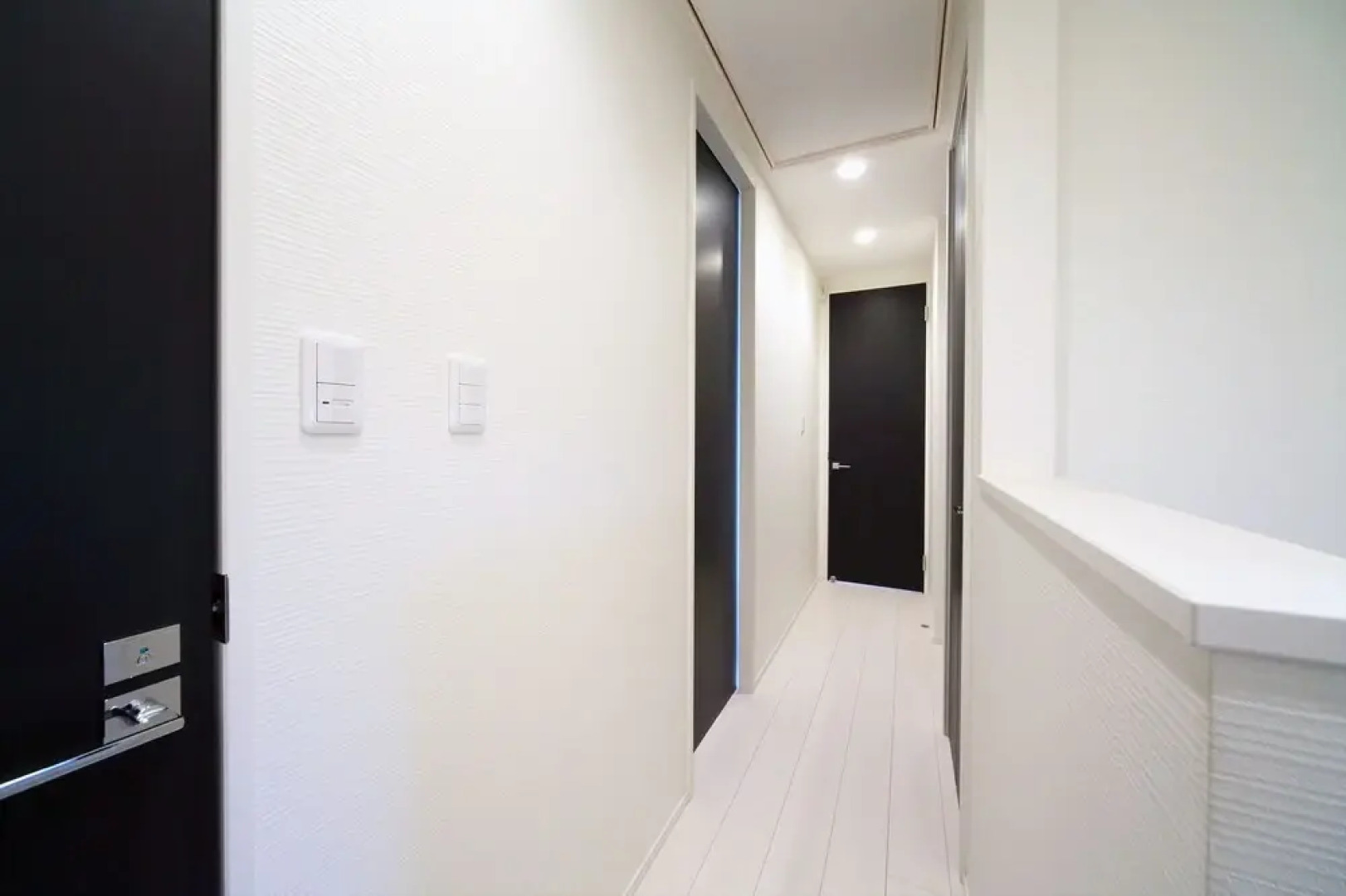 Neyagawa Station House