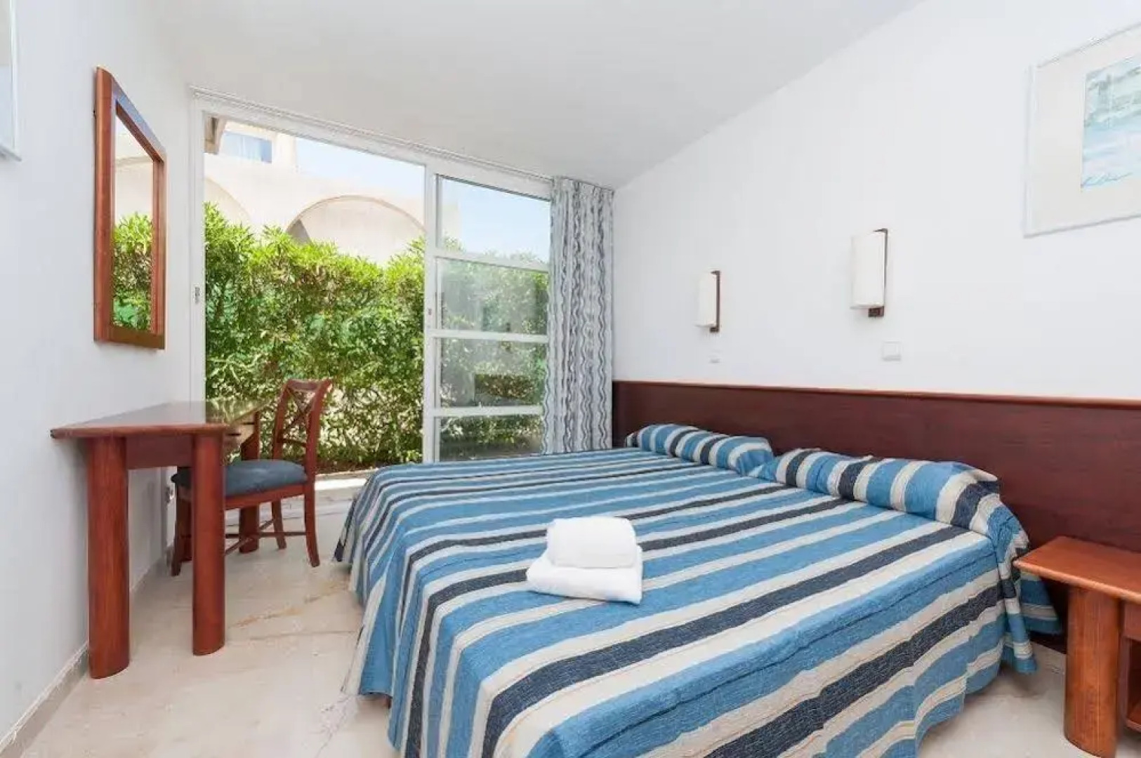 Tampa Bay V2E1 (Xerna)