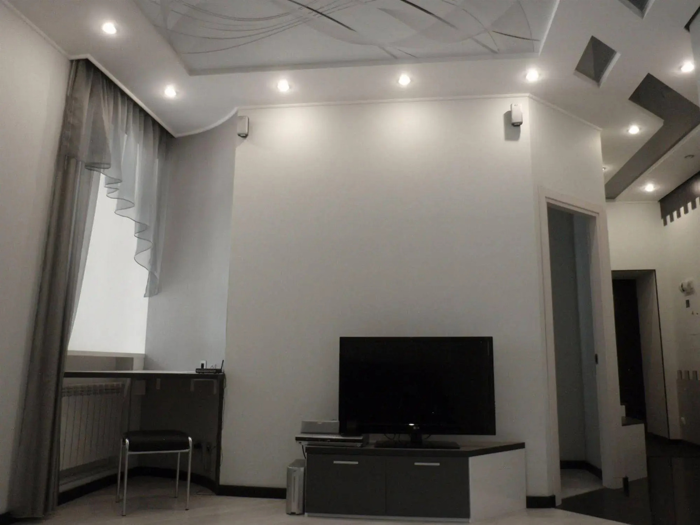 Апартаменты UKR Apartments