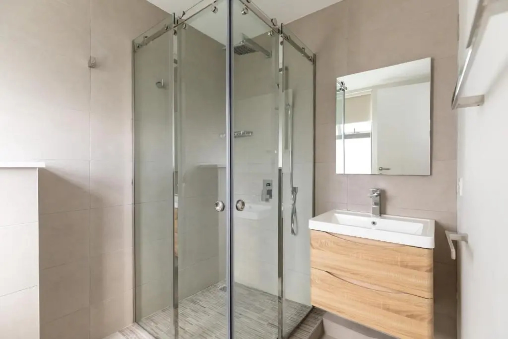 Beach Luxury Apartment in Tamarin Unit B4