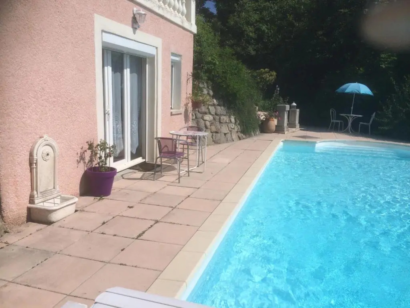 Studio indépendant dans villa avec piscine à Gap