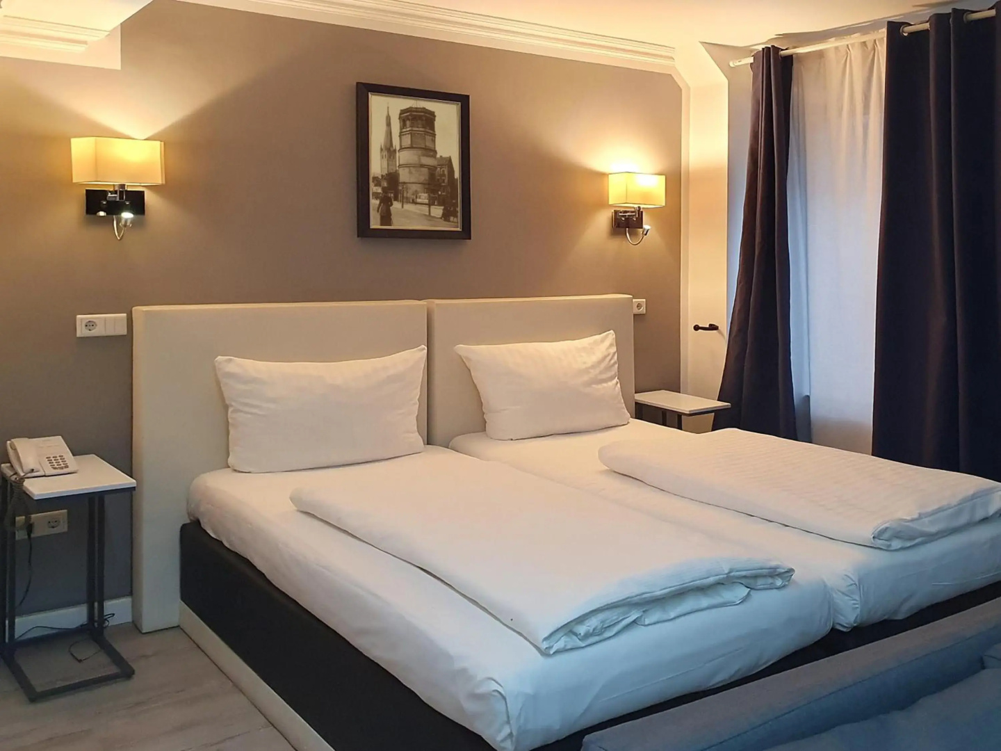 Rheinmetropole Hotel