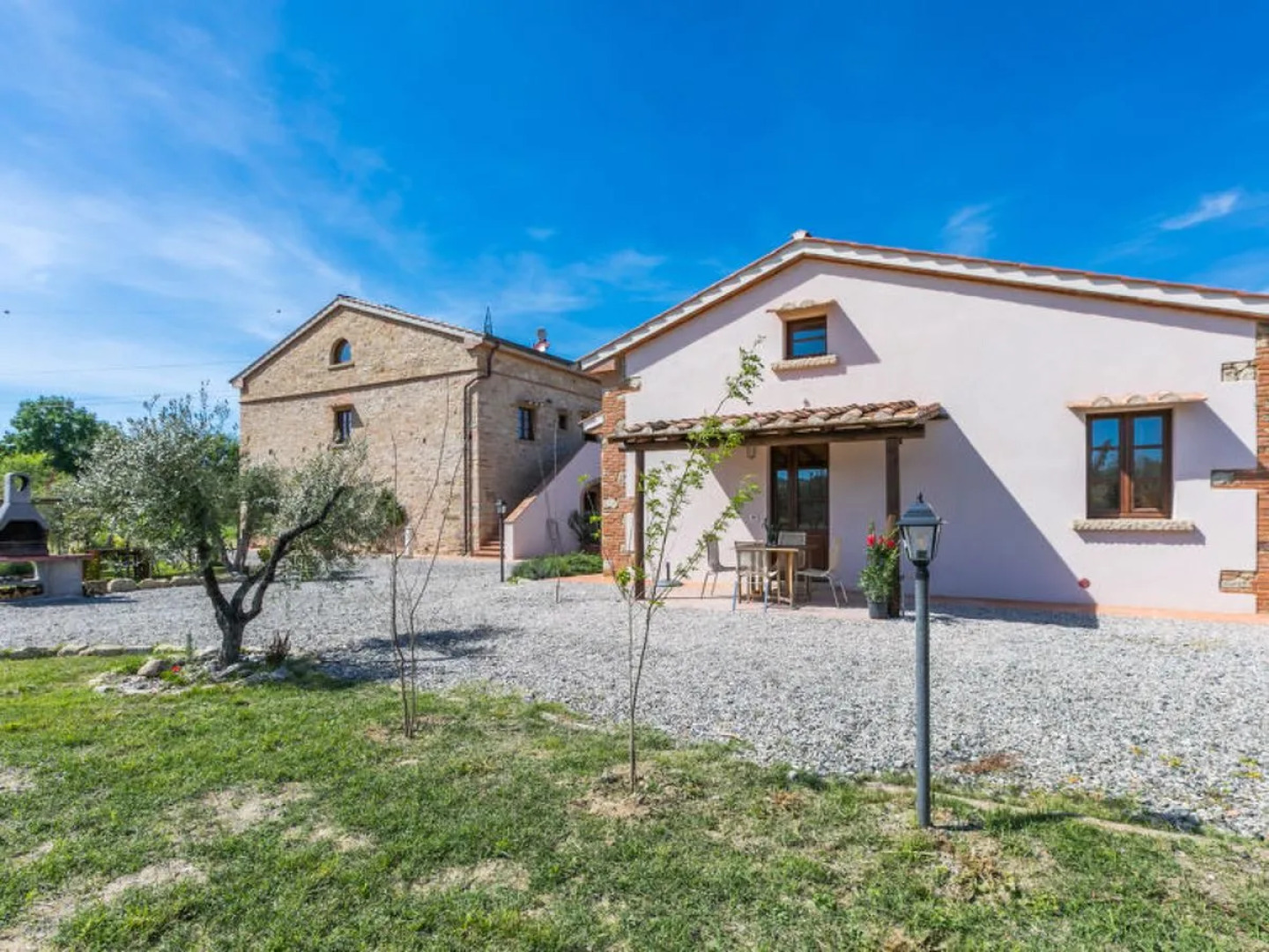 House Amor Guardistallo