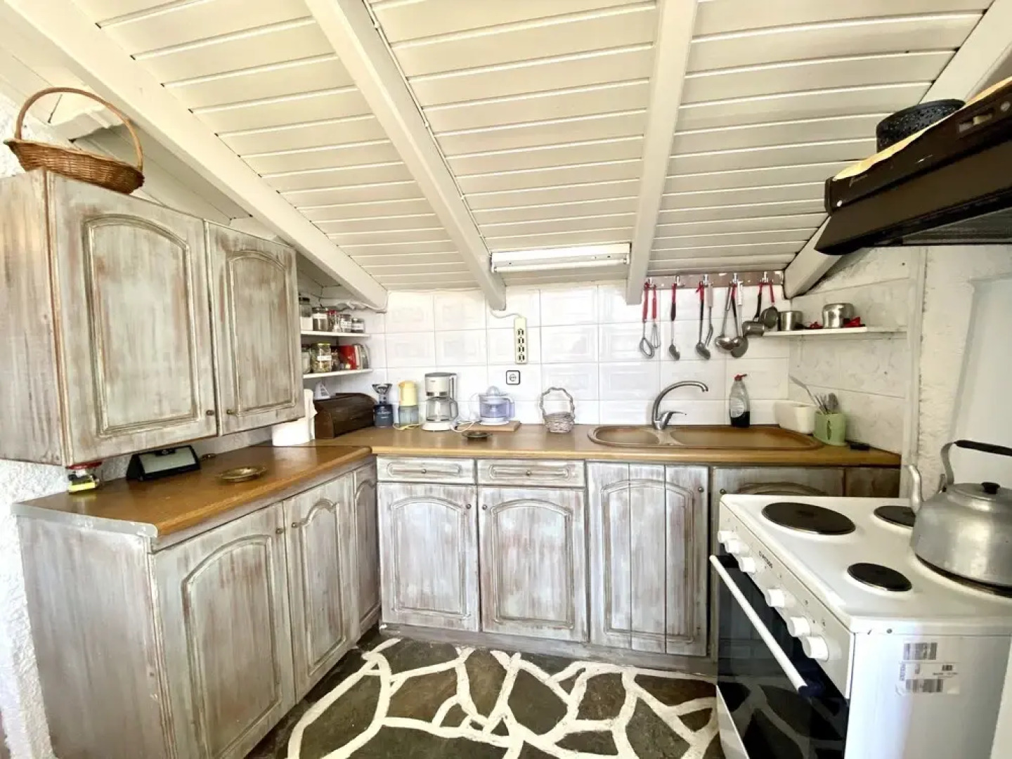 Sybota Seaside Retreat - Chique Marina Loft