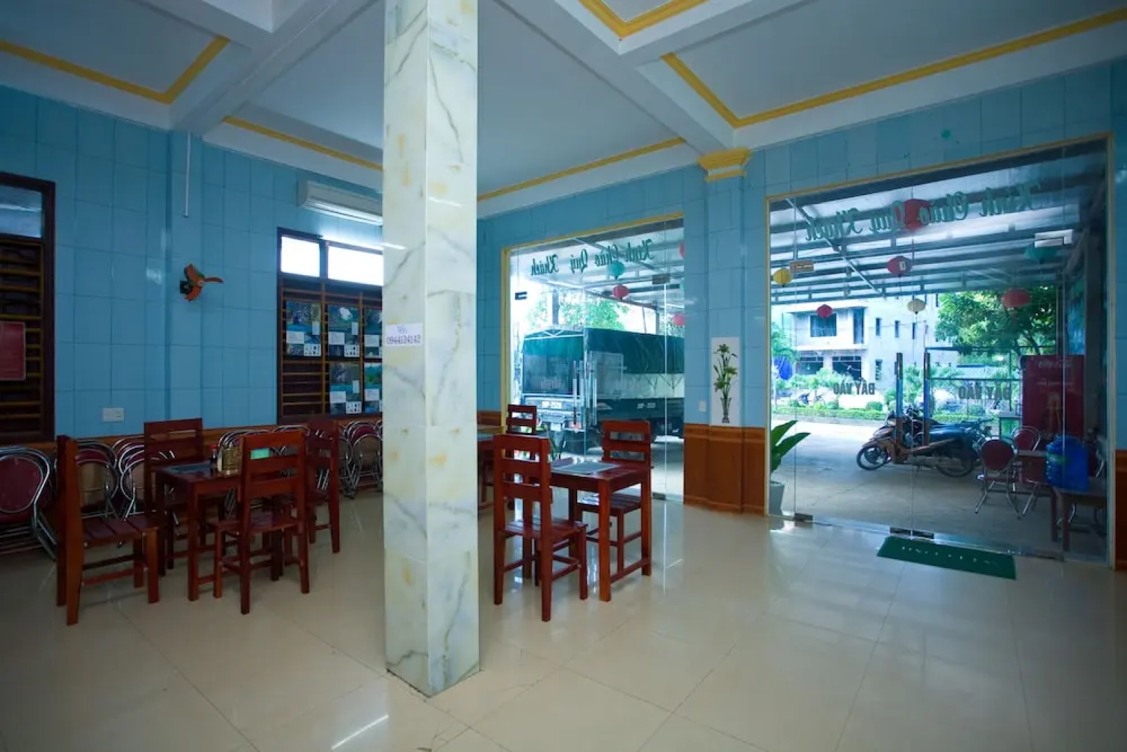 Co Cuc Hotel - Hostel