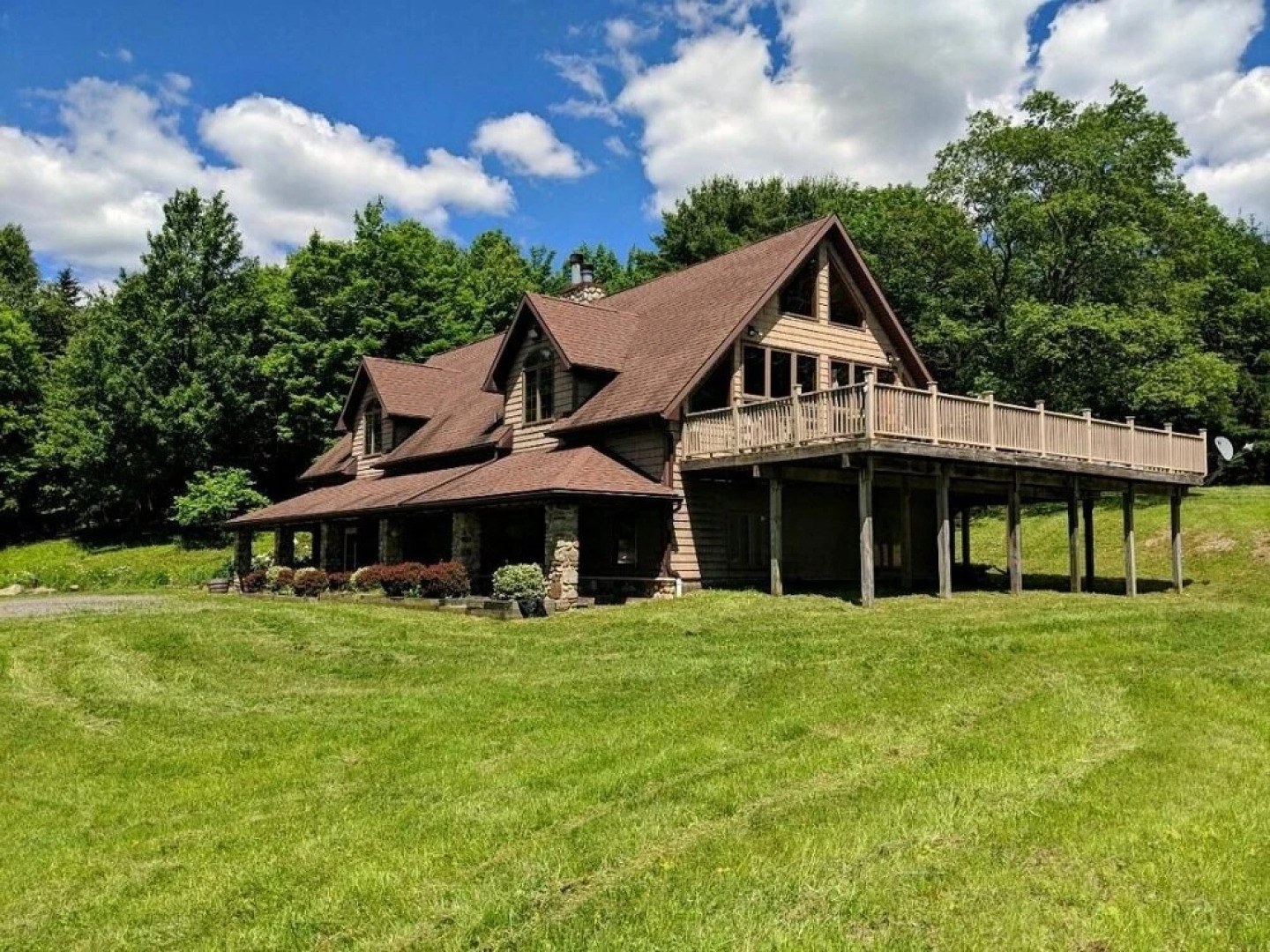 Hillside 5 Bedroom Home