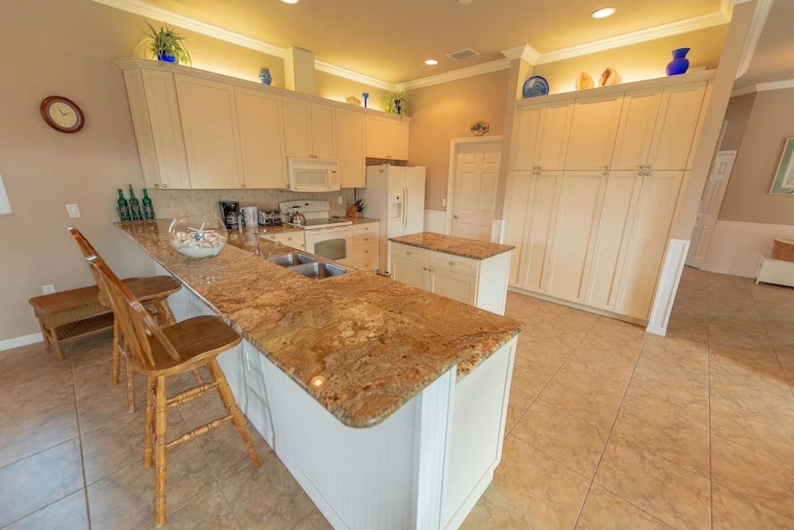 Pelican Villa Apartment 4