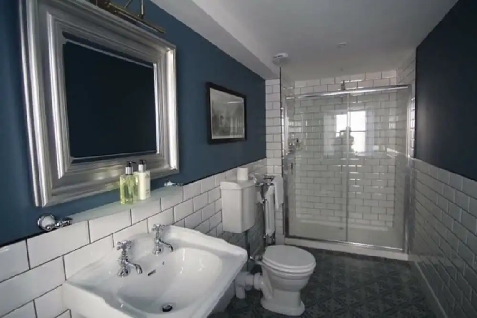 The Kirkstyle Inn & Rooms