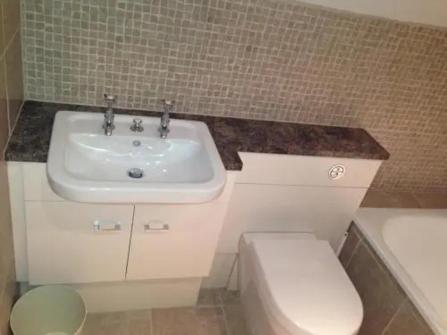 The Golden Lion Hotel