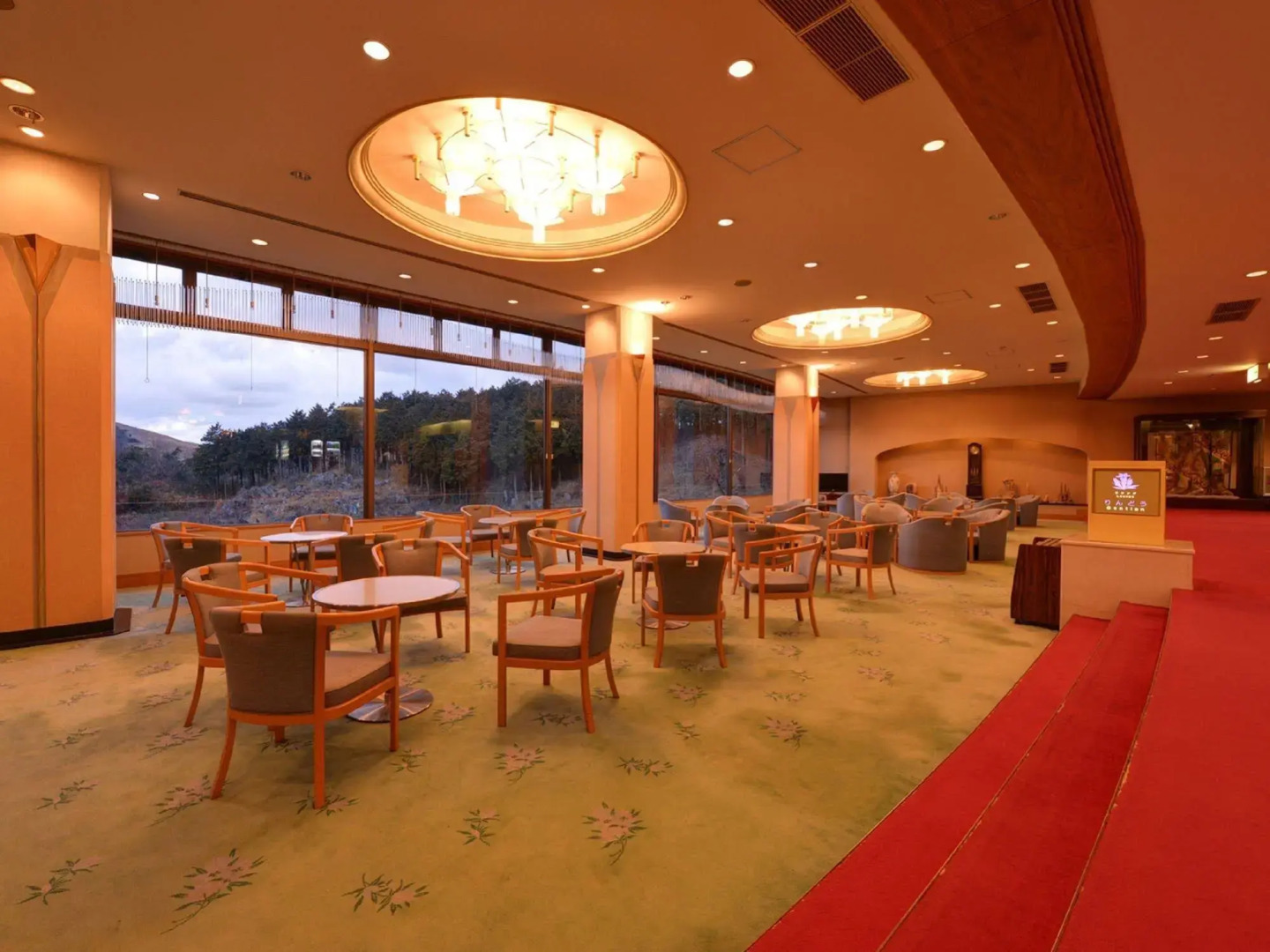 Akiyoshido Royal Hotel Shuhokan