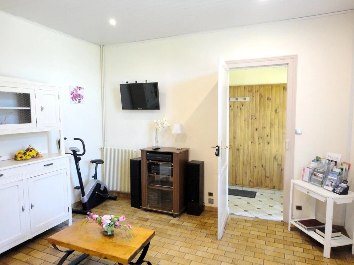 House With one Bedroom in Carbon-blanc, With Wonderful City View, Encl