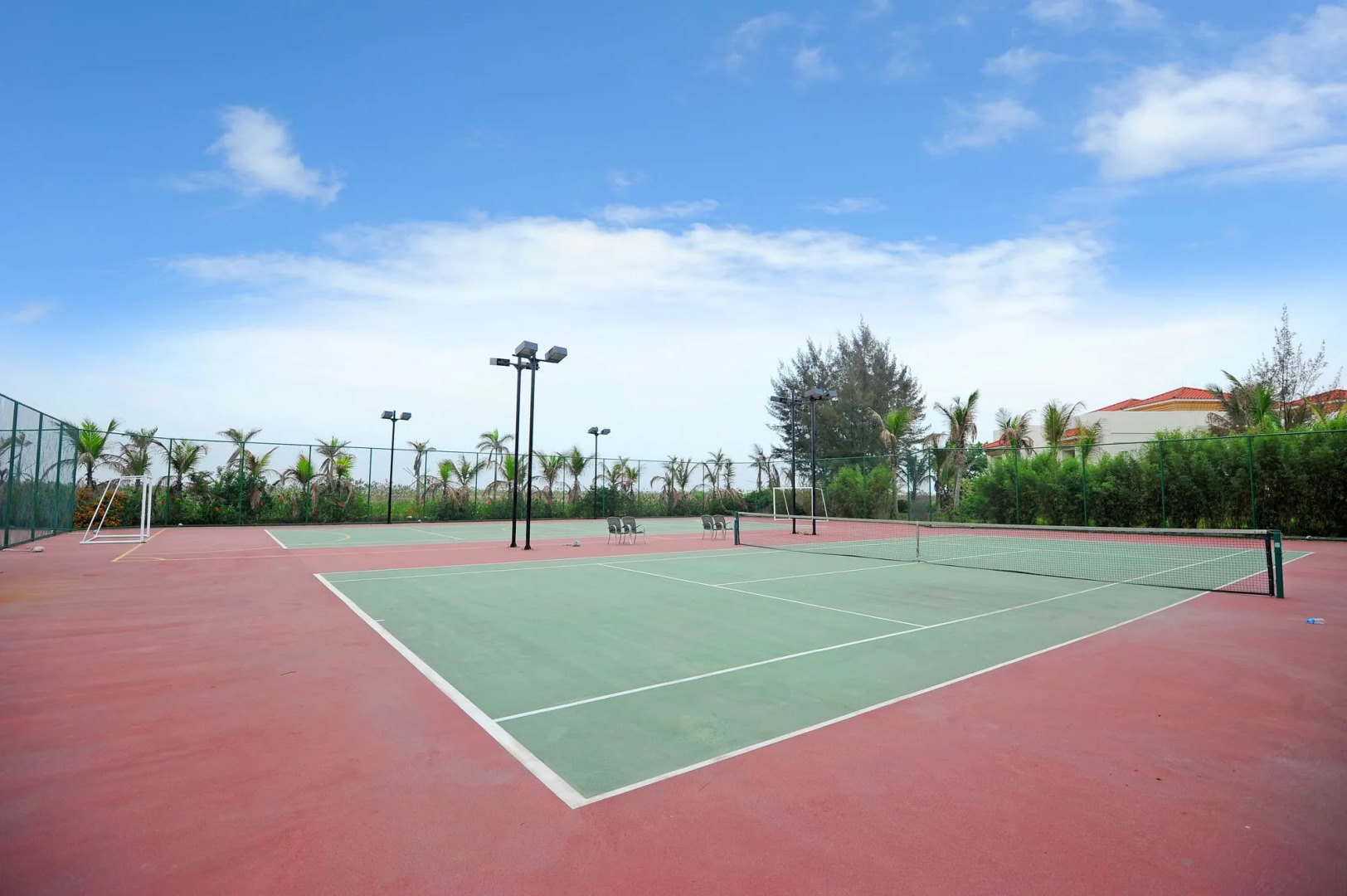 Ocean Spring Grand Metropark Hotel