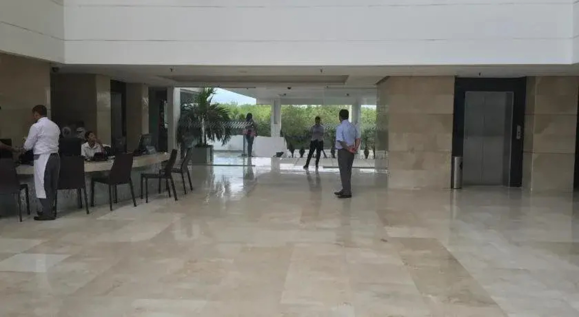 Edificio Seaway 935 ( Hotel Sonesta)