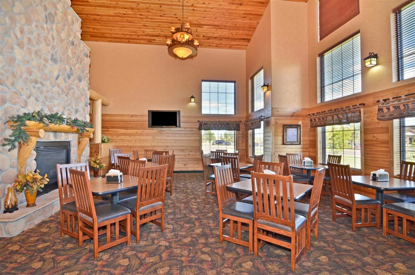 Best Western Plus Kelly Inn & Suites