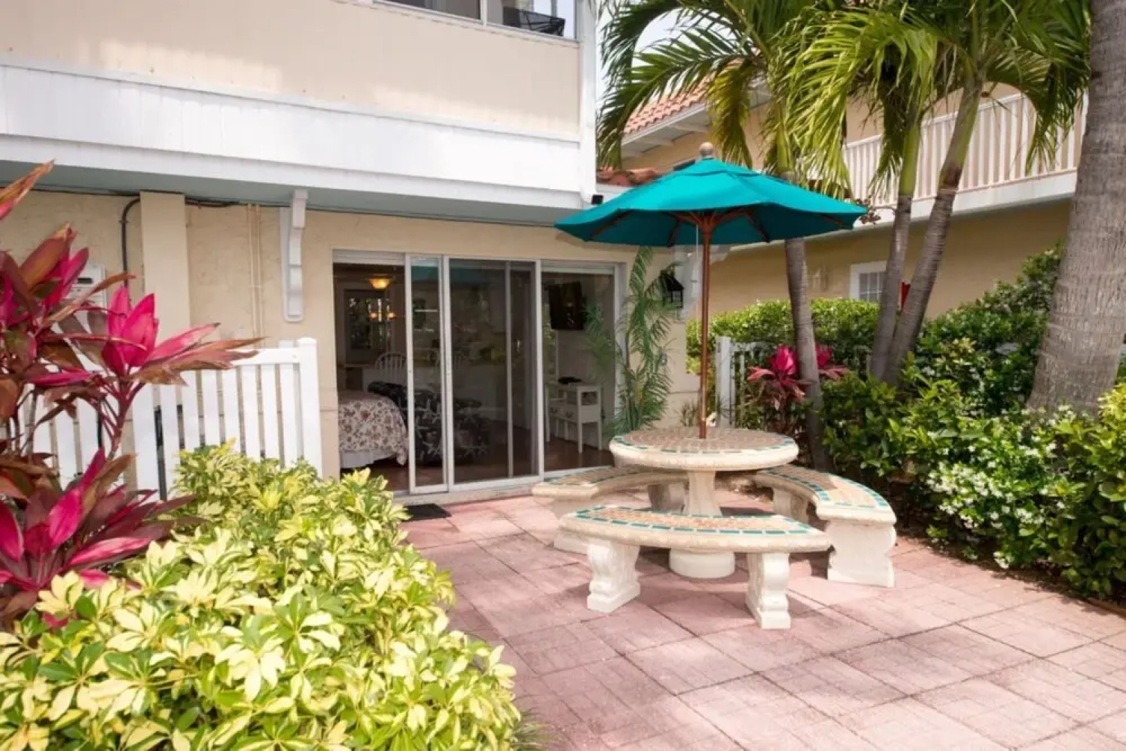 Tortuga Inn Beach Resort