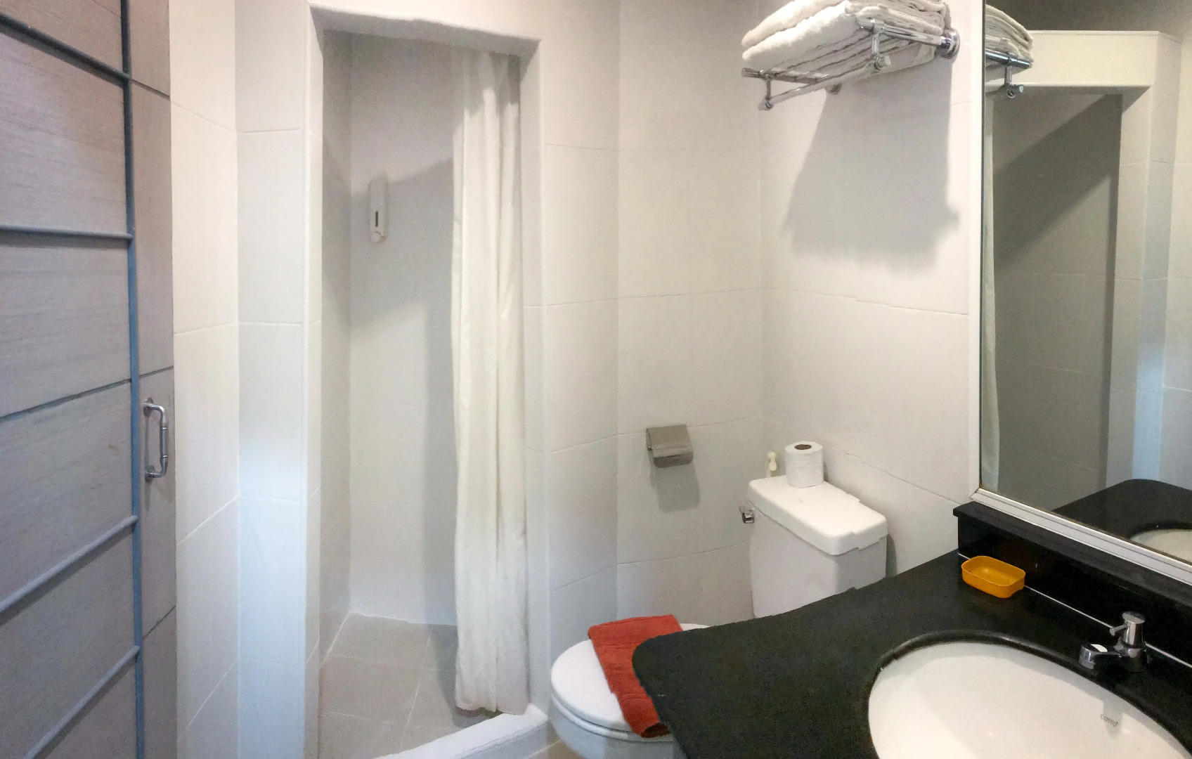 J TWO S Pratunam Hotel