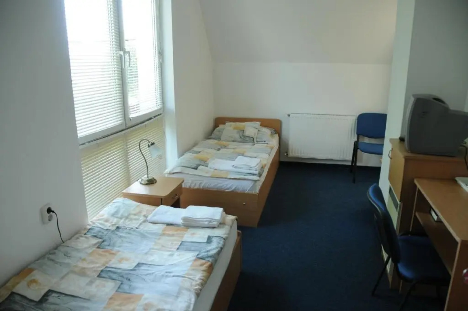 Huszár Panzió és Étterem