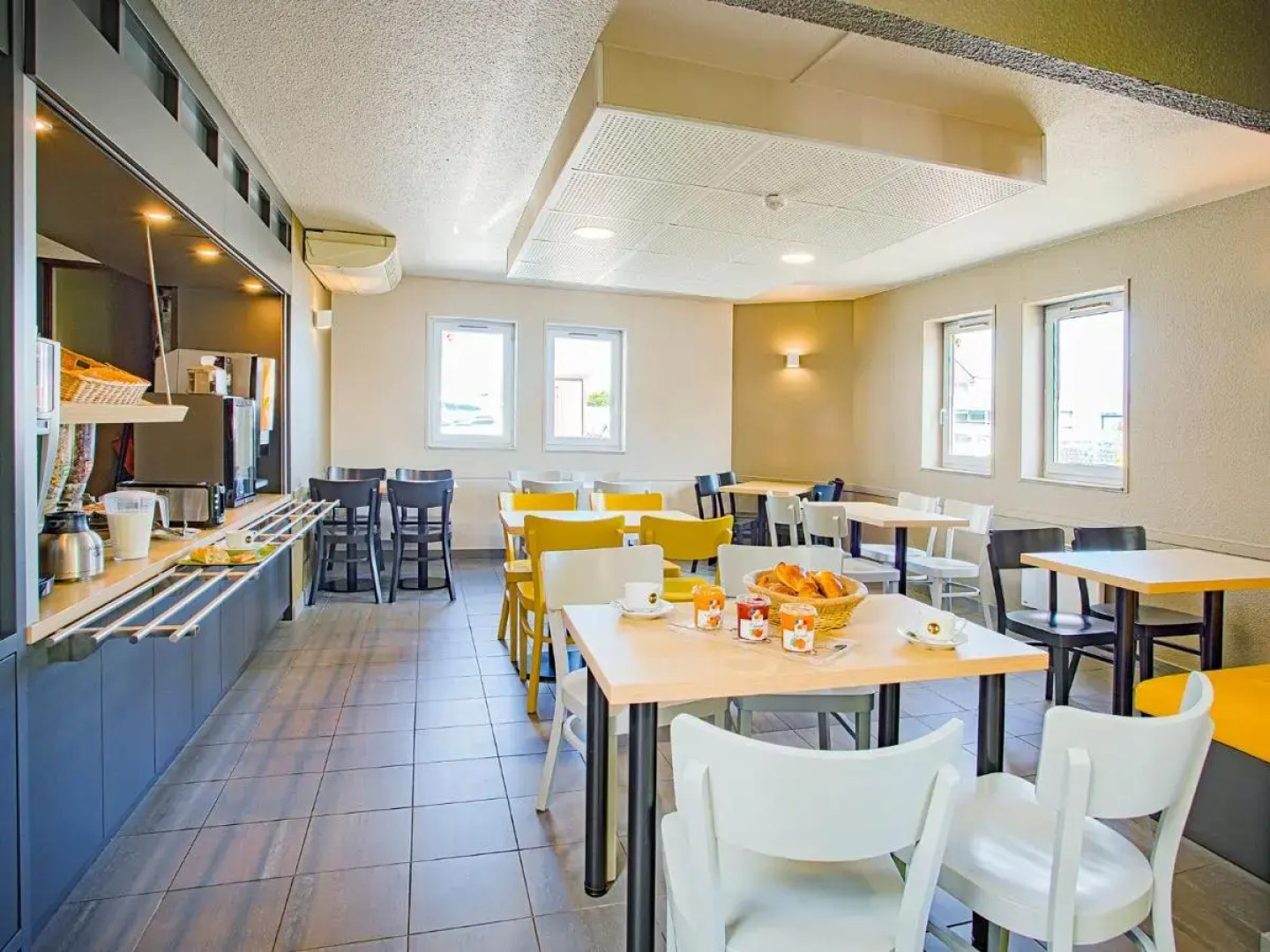 B&B HOTEL Le Mans Nord 1