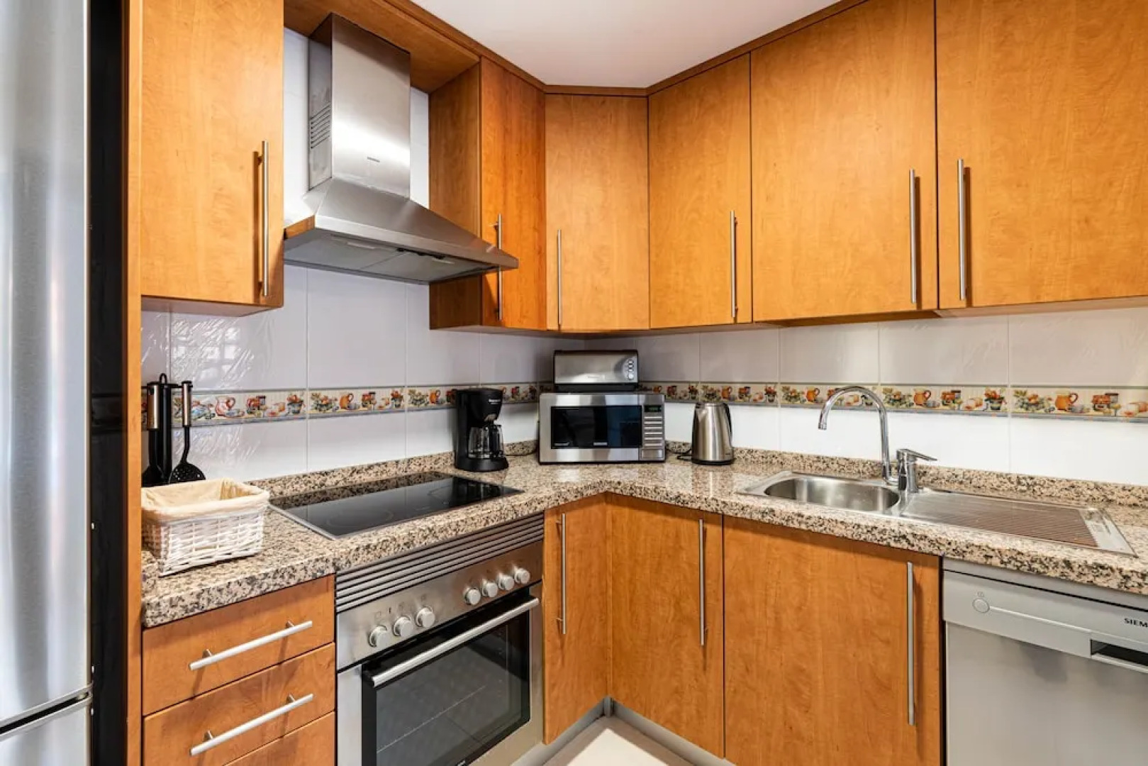 Coto Real Duquesa - Deluxe 2BR Apartment in Manilva, Sea Views, Pool, Wifi