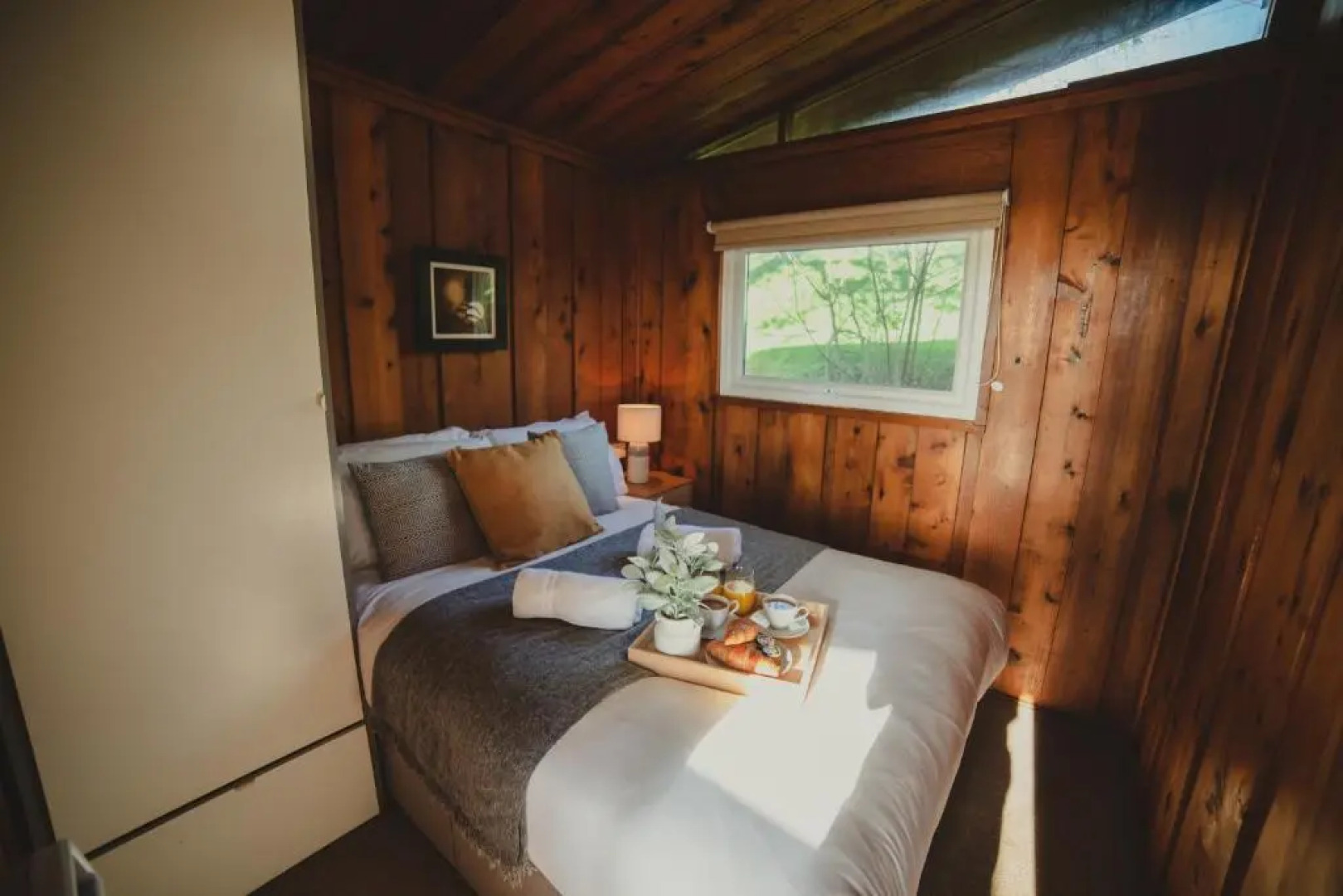 Timber Hill Self Catering Cedar Lodges