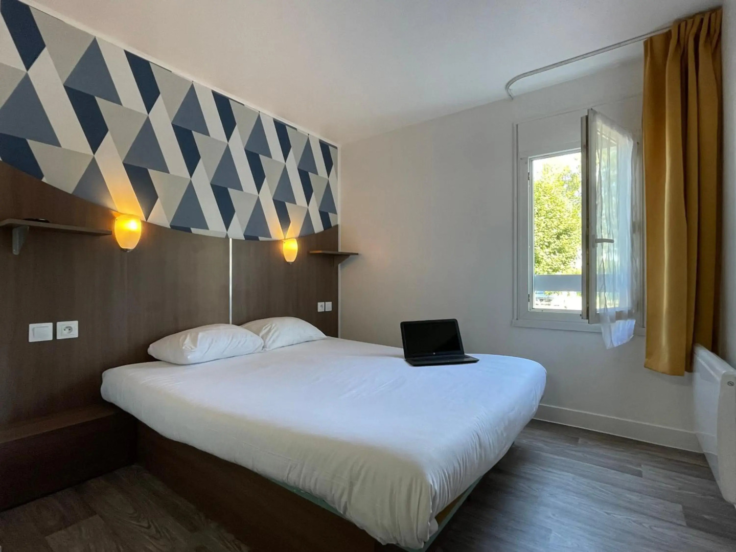 Kyriad Direct Rouen Sud - Val de Reuil