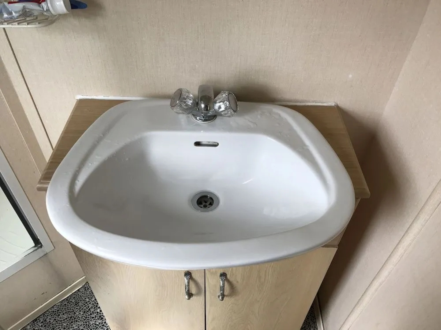 Rebecca Caravan Camber