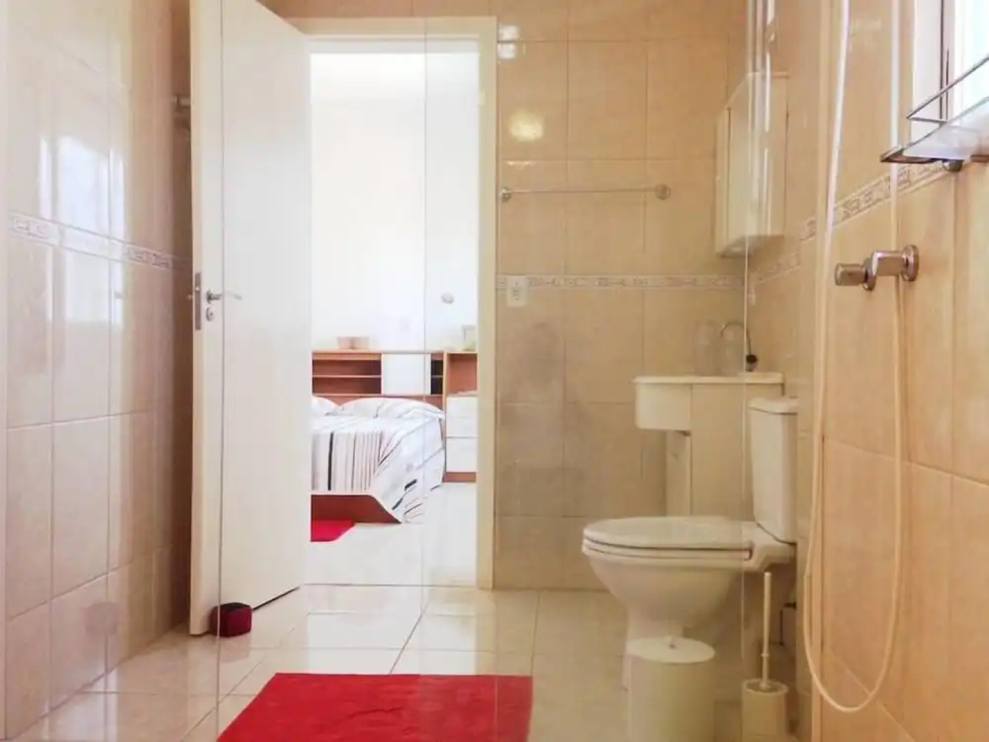 Apartamento a 200m do Mar BCHost 17