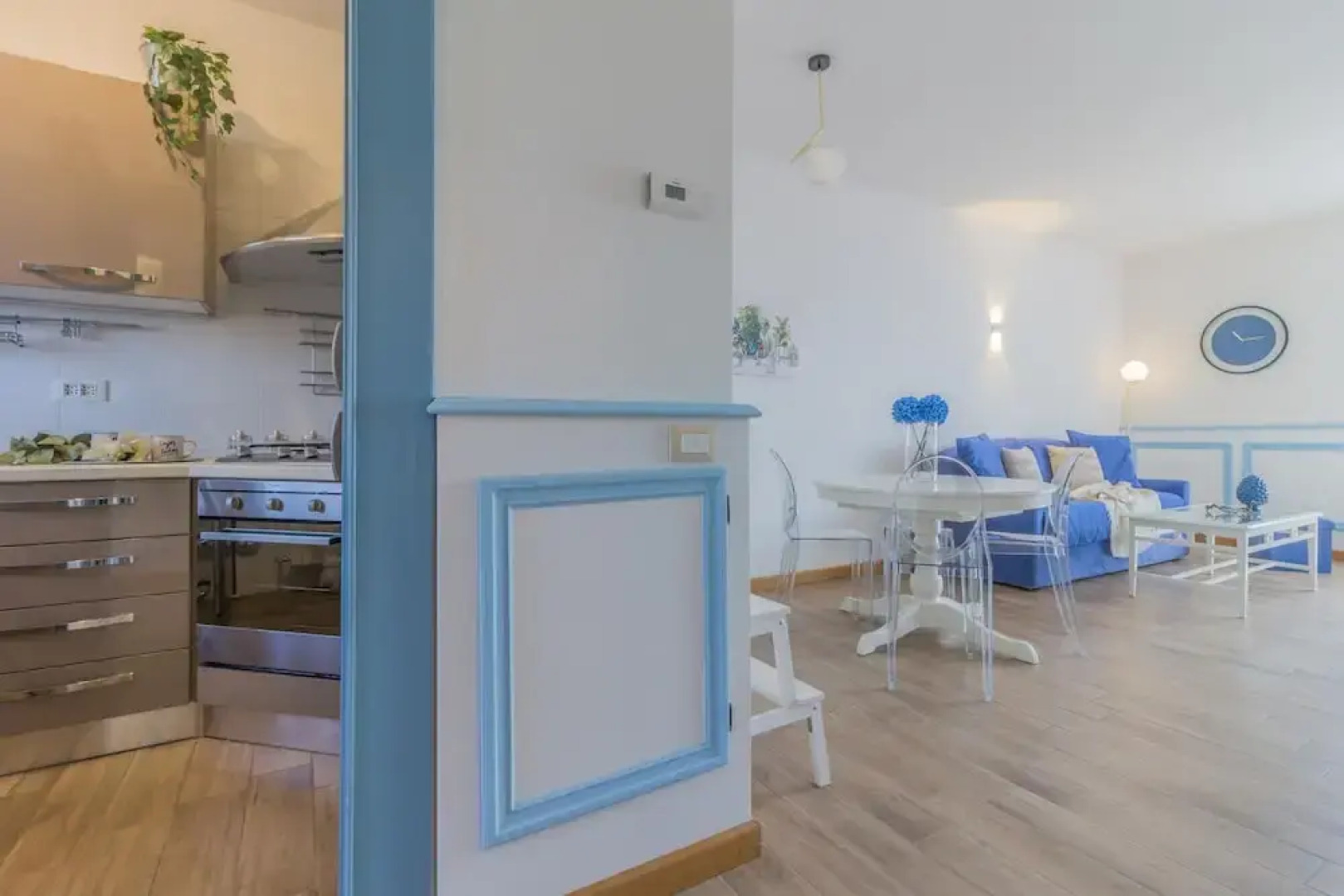 Blu al Lago in Lierna