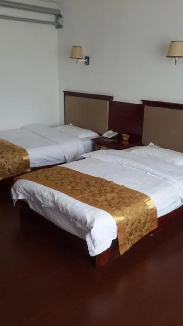 Rucacang Holiday Hotel