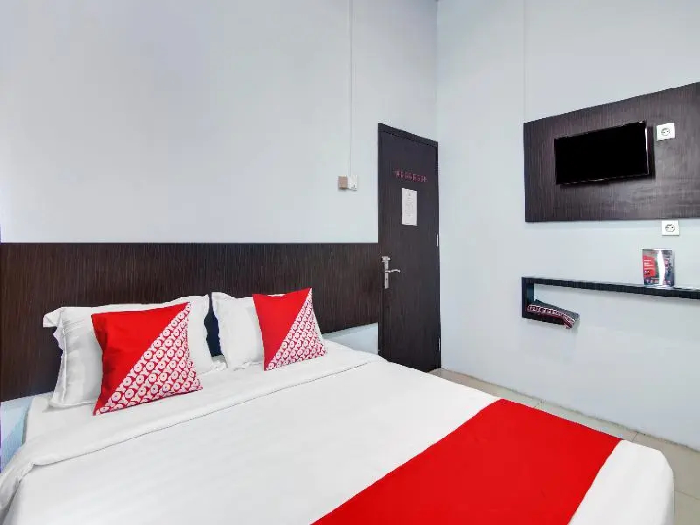 OYO 90419 Azzahra Homestay Syariah
