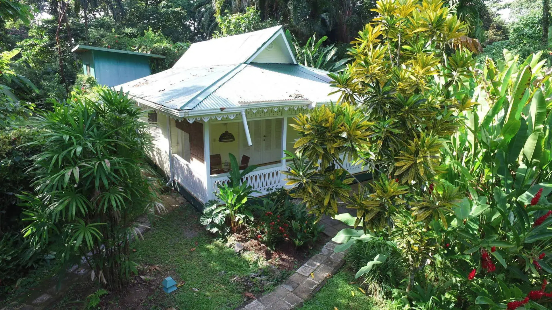 Playa Negra Guesthouse