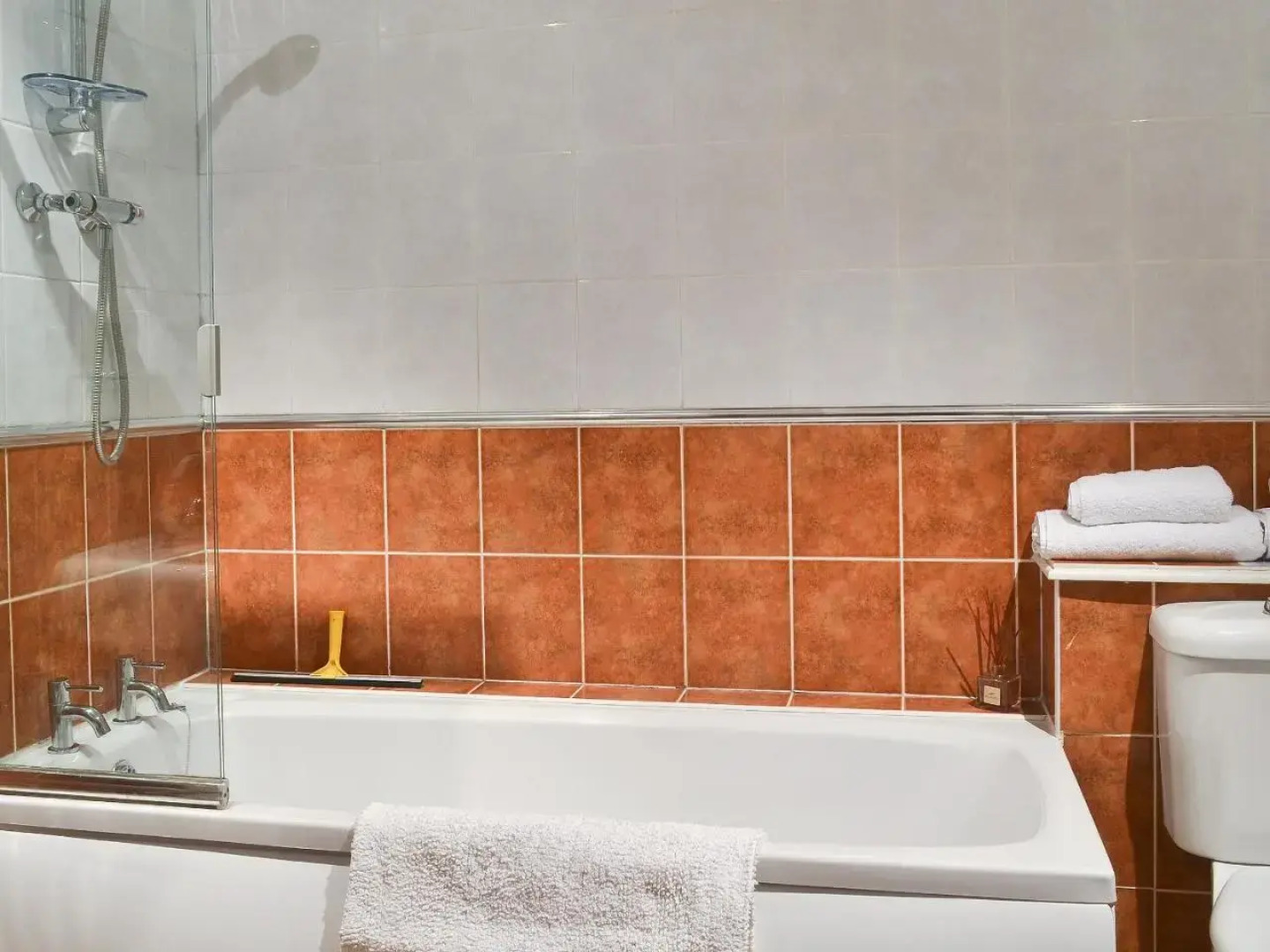 Boundary Gallery Cottage