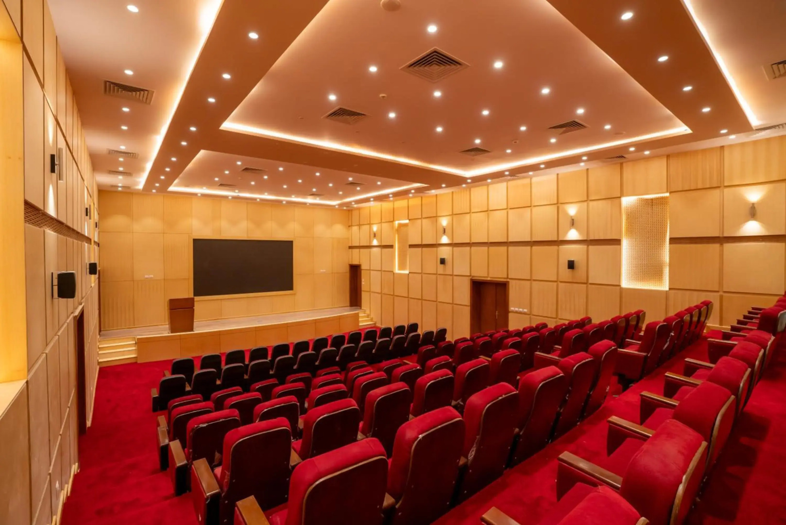 Курортный отель Azal Lagoons Resort Abu Simbel