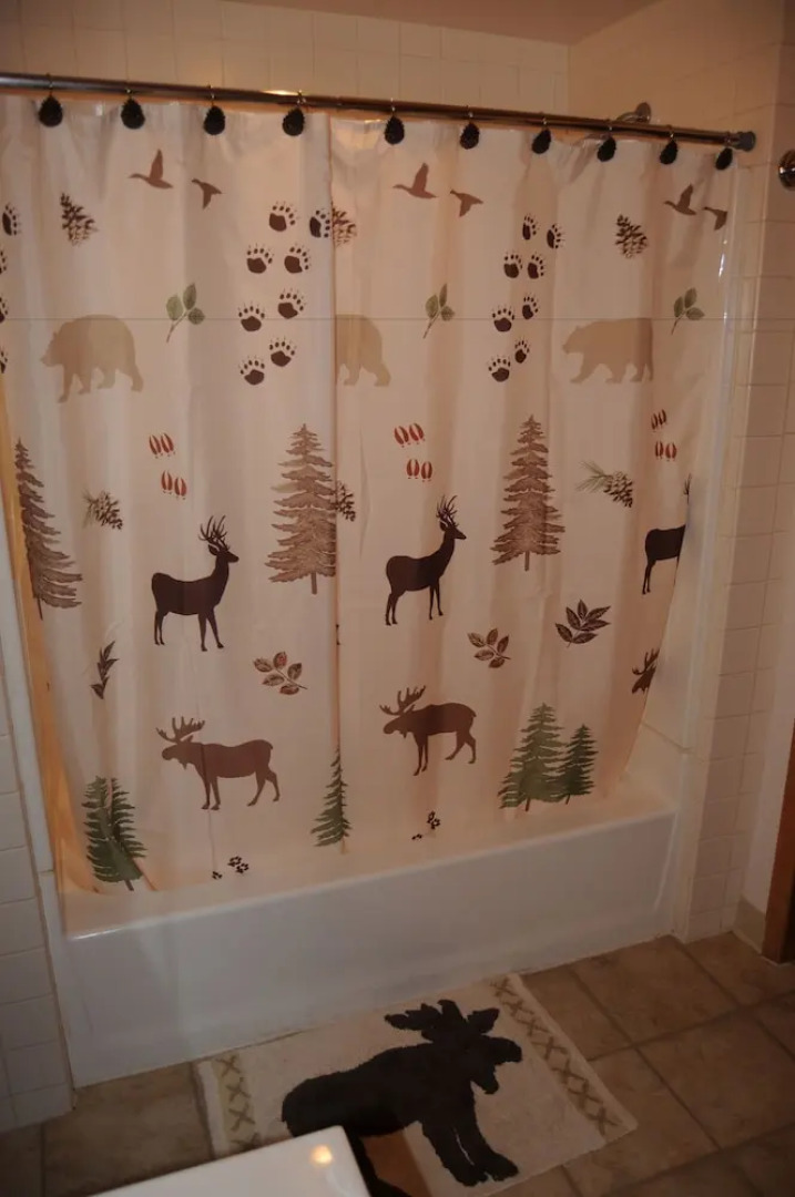 Yellowstone Motel - Adults Only