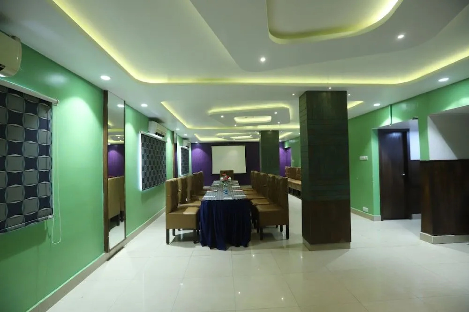 Hotel Radhika Regency