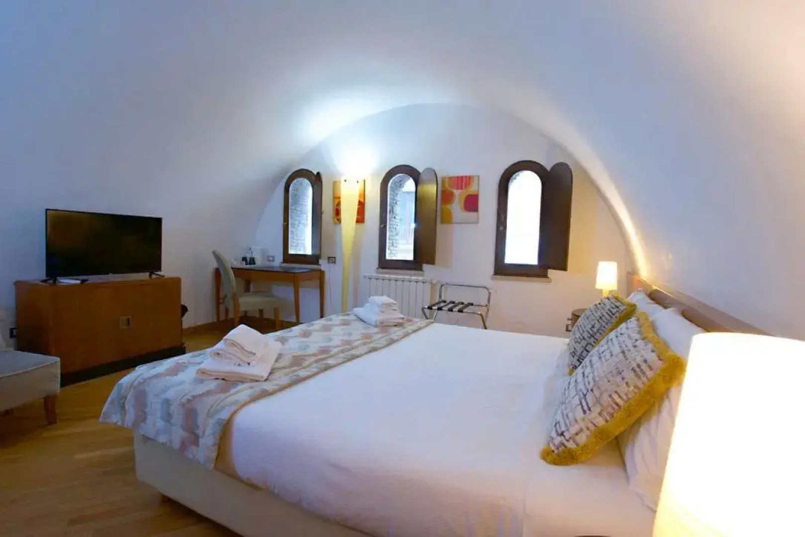 St. Peter' Six Rooms & Suites