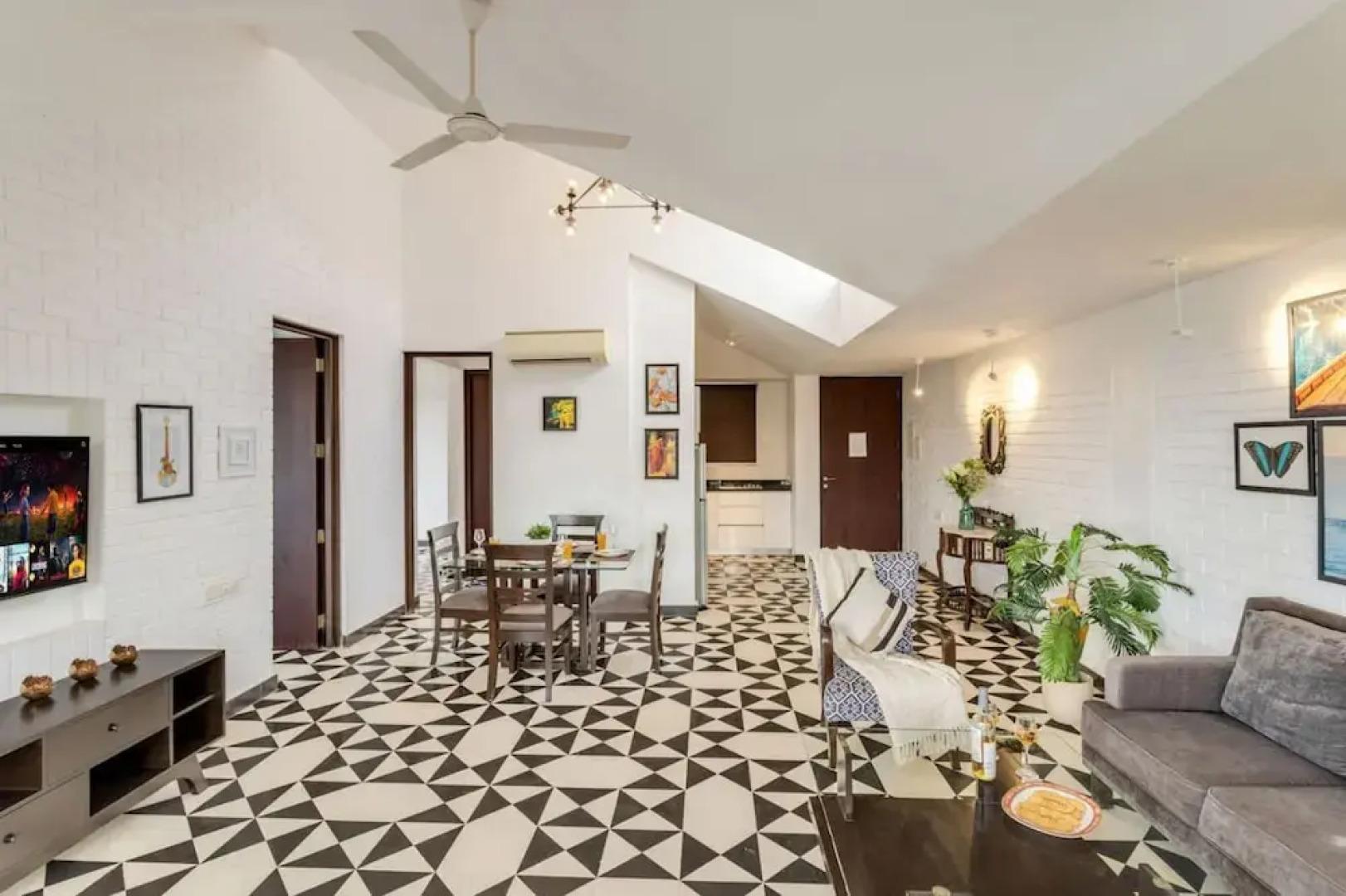 Elegant 2BR Apartment Near Candolim Coco Beach