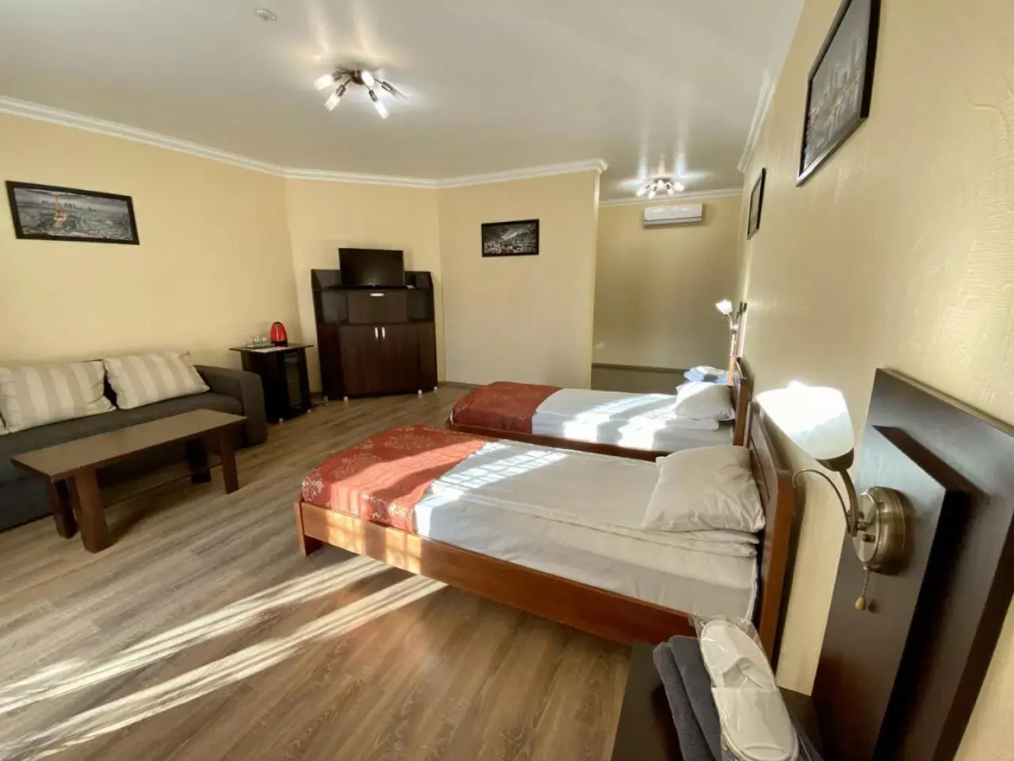 Sting Hotel & Event Palace