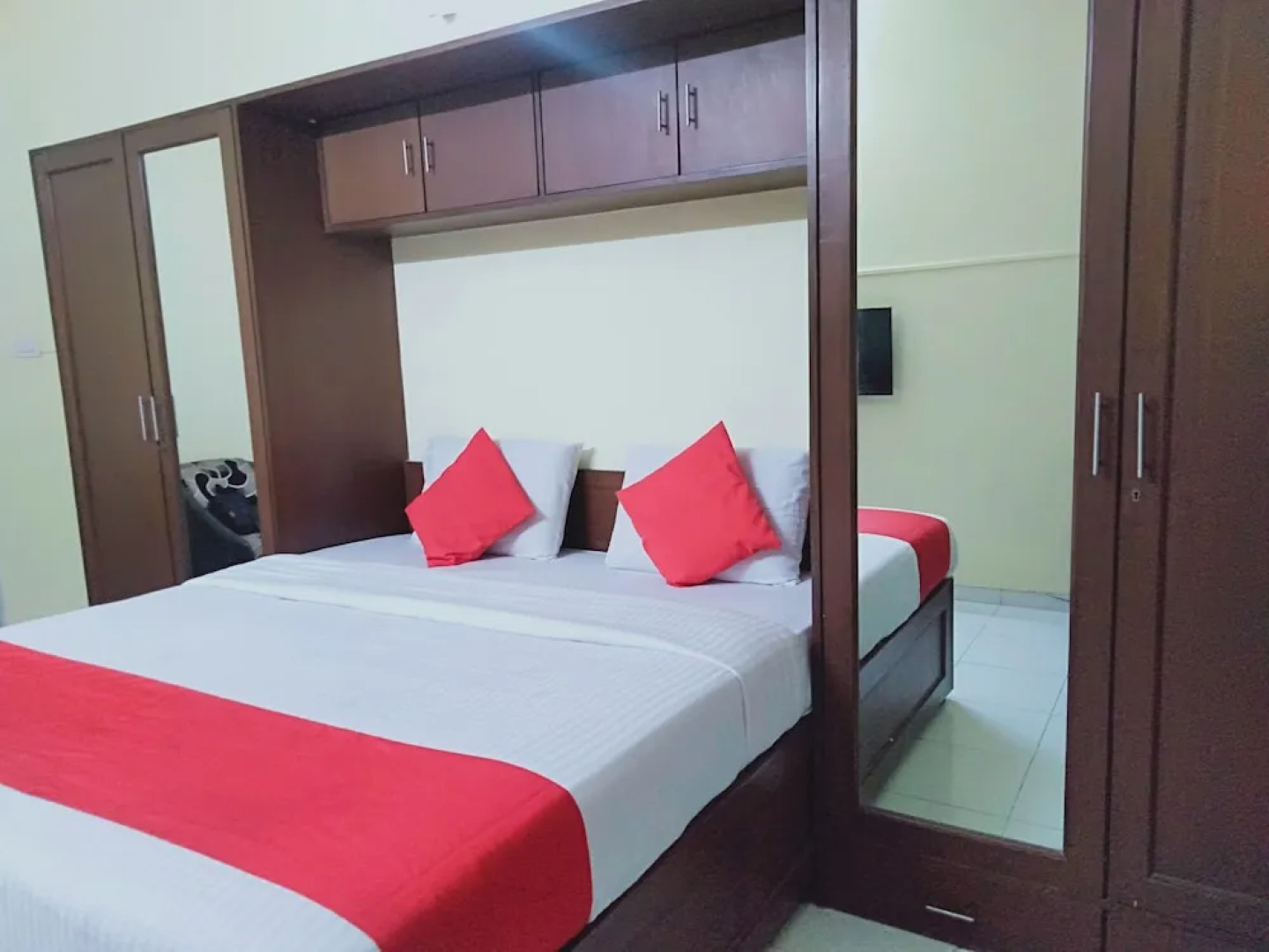 Valencia Hospitality Service Apartments