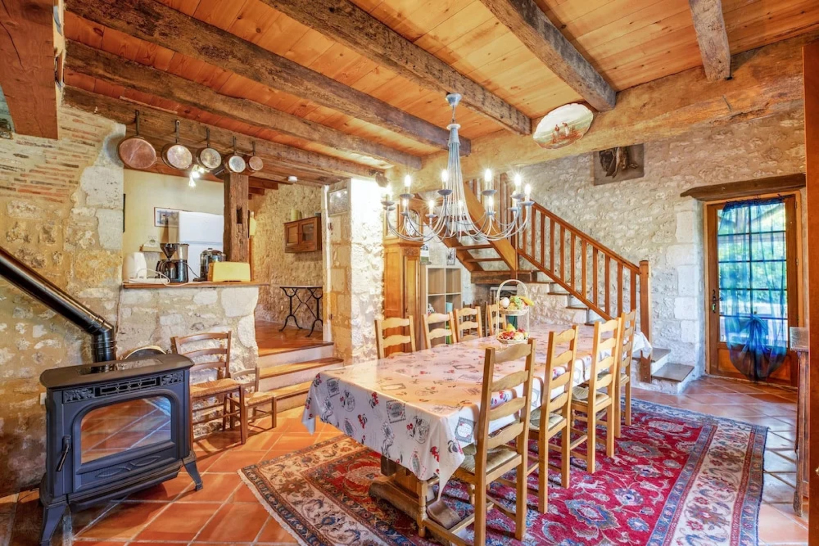 House With 6 Bedrooms in Thenac , With Private Pool, Furnished Garden and Wifi