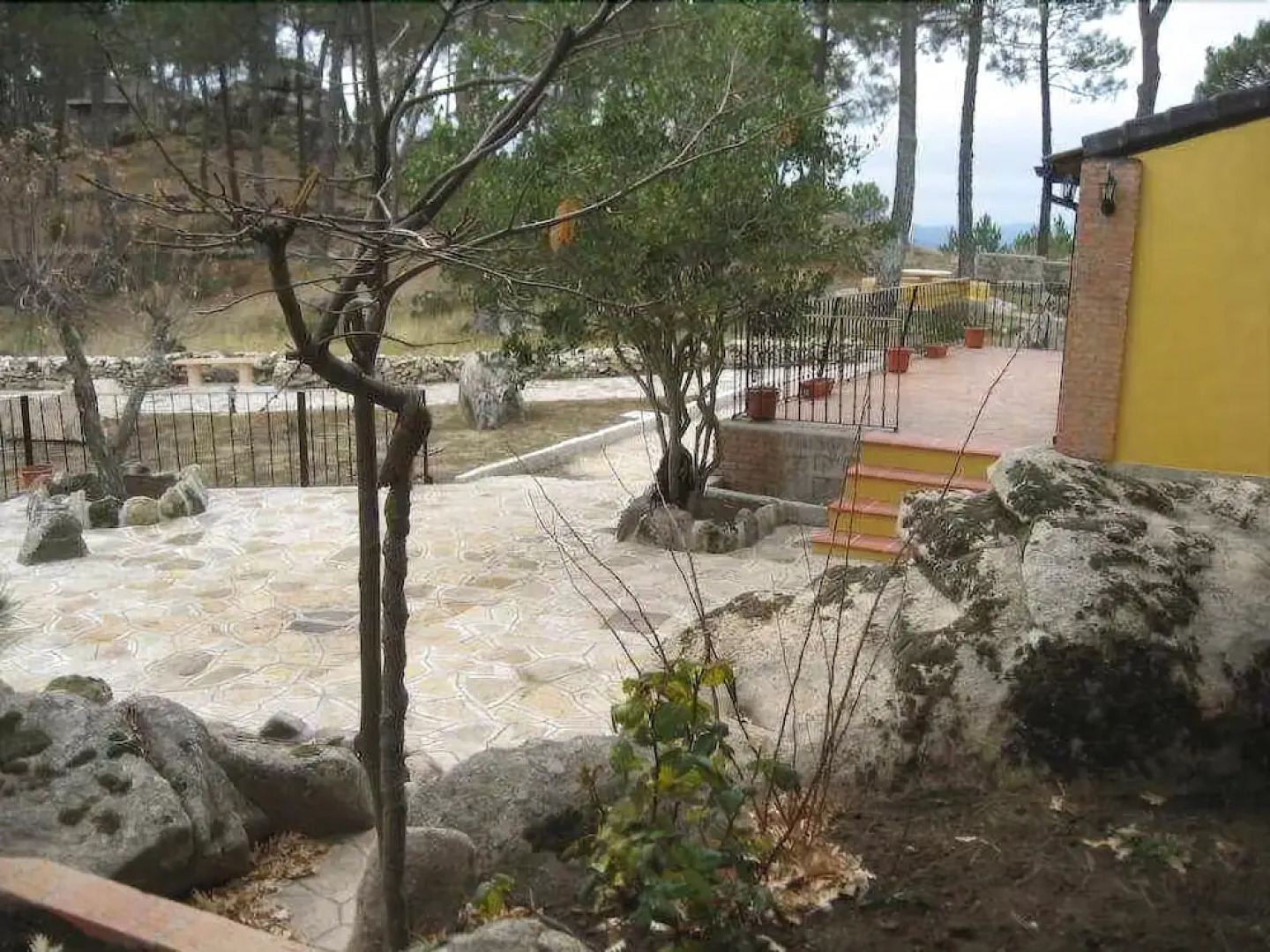 Hotel Rural Eras del Robellano