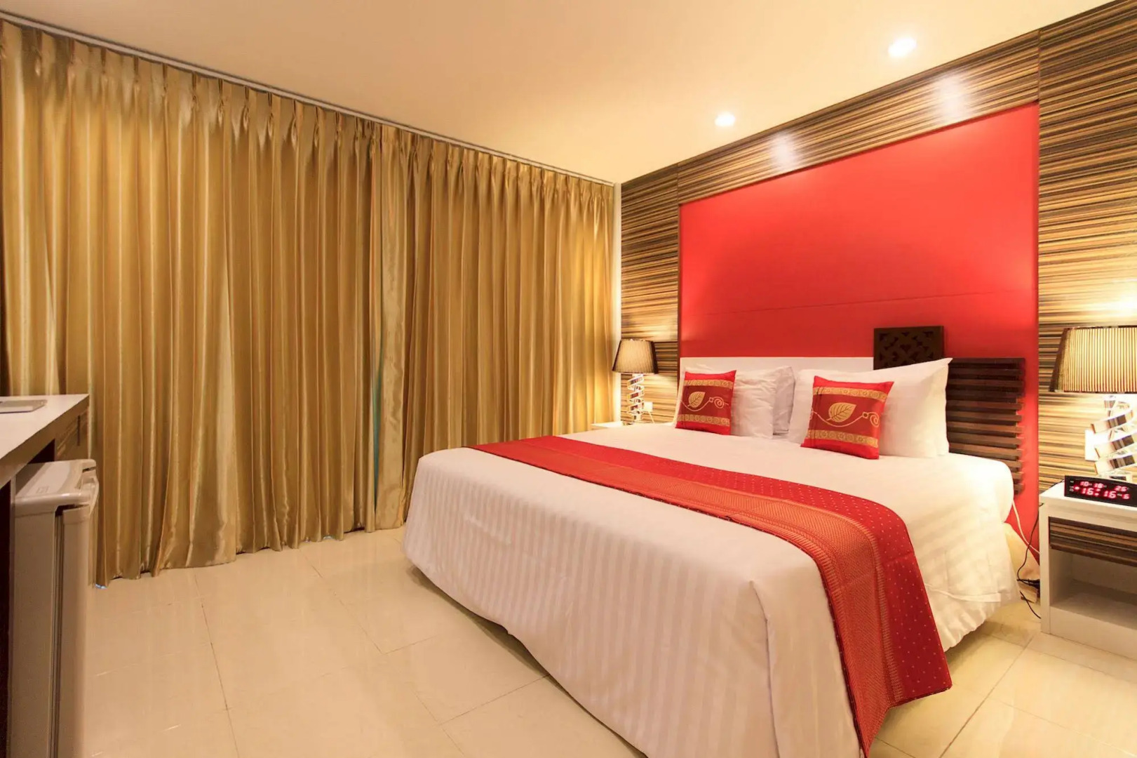 Patong Max Value Hotel