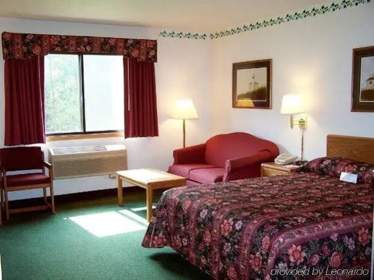 Tivoli Inn And Suites