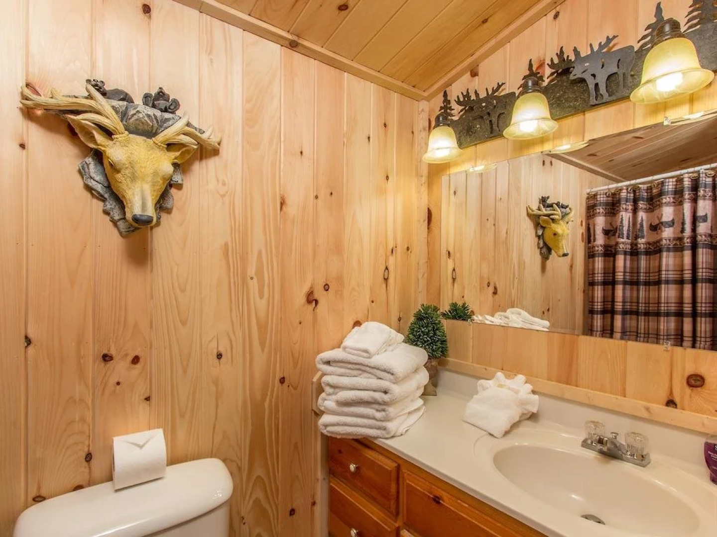 Bearadise Retreat Cabin