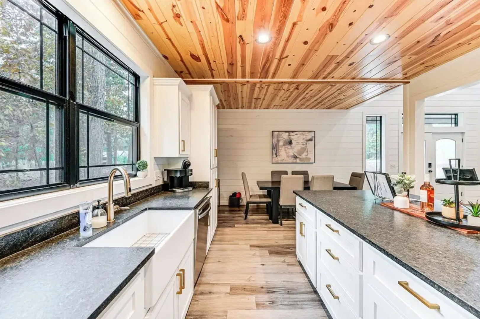 6 Mi to Broken Bow Lake: Home w/ Game Room!