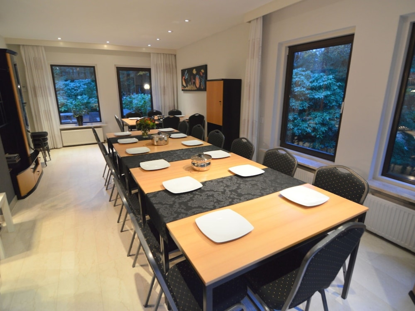 Family Villa w/ Trampoline, Pool