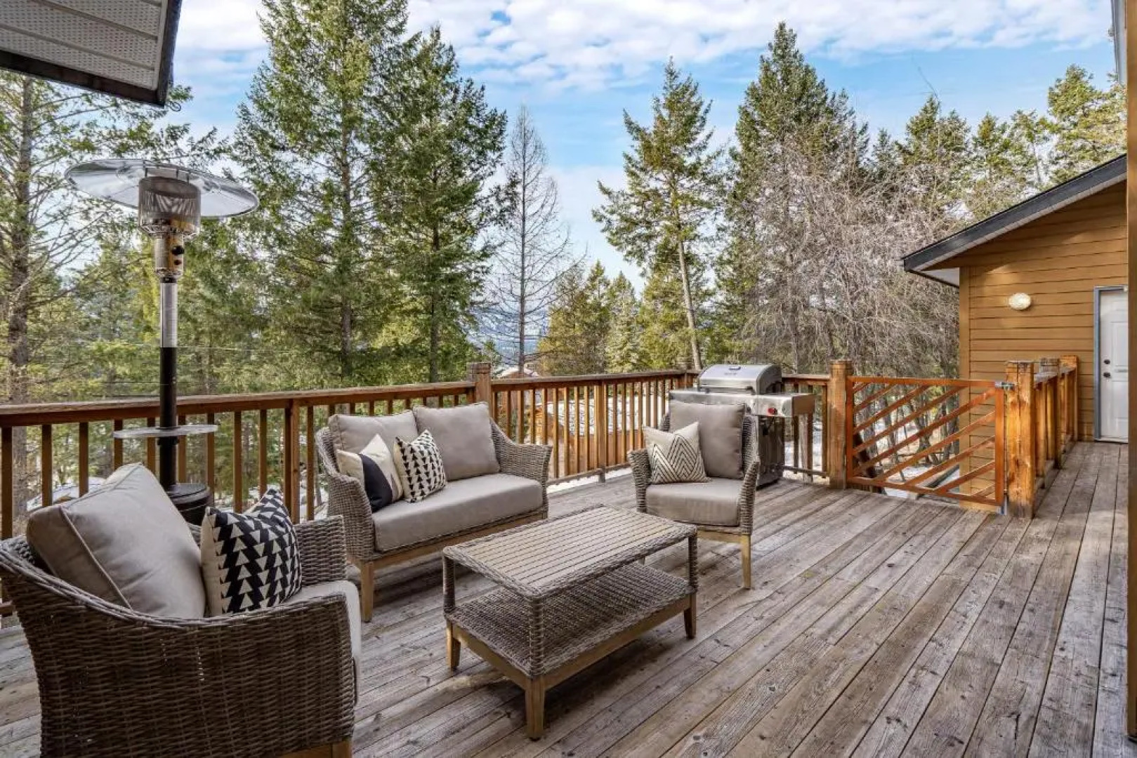 The Caribou Lodge I HotTub I Fireplace I Sleep16