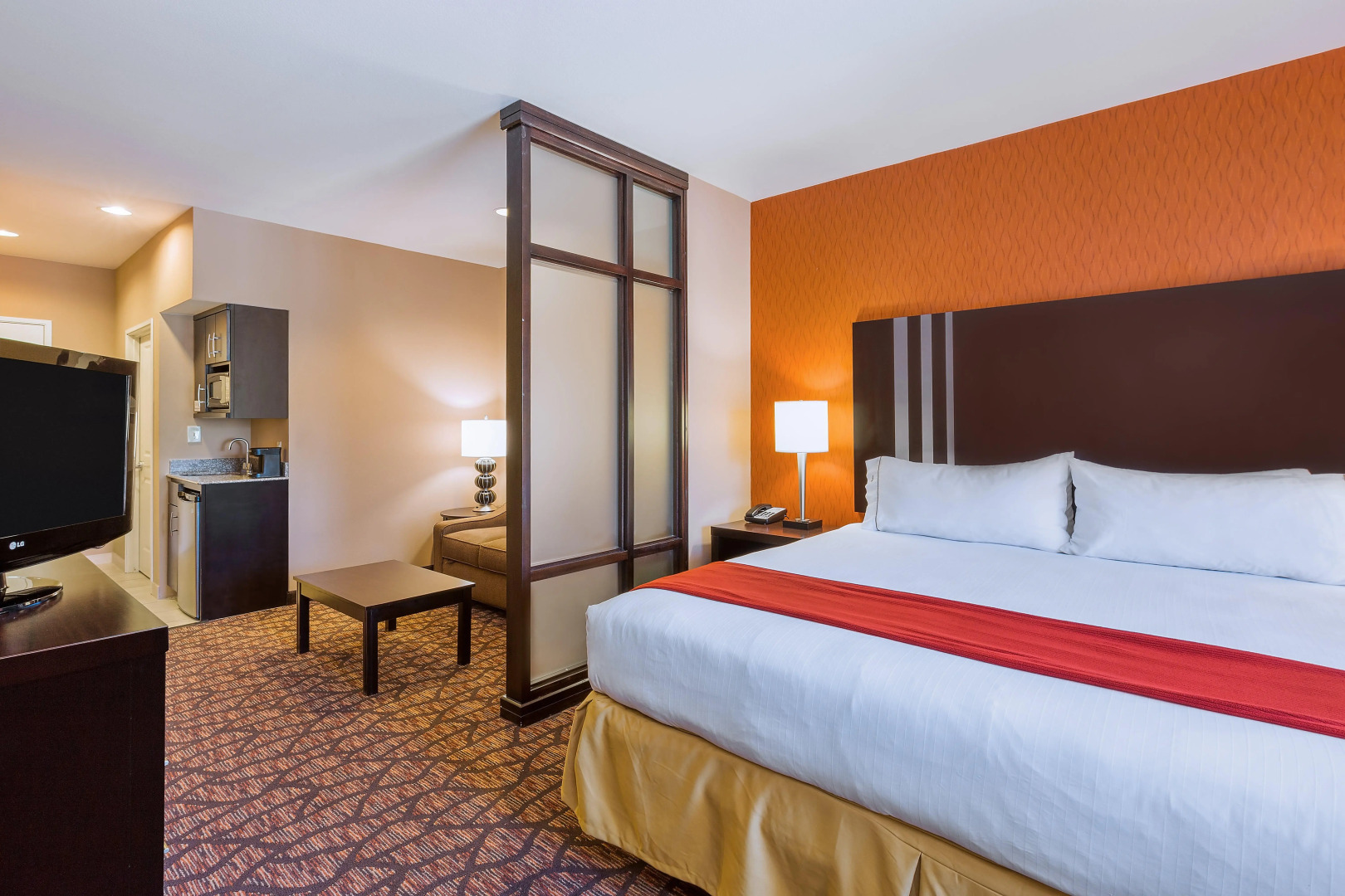 Holiday Inn Express & Suites Alpine Southeast by IHG
