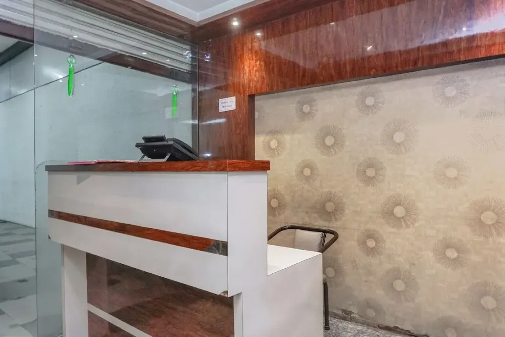 OYO 24674 Hotel Rajshree